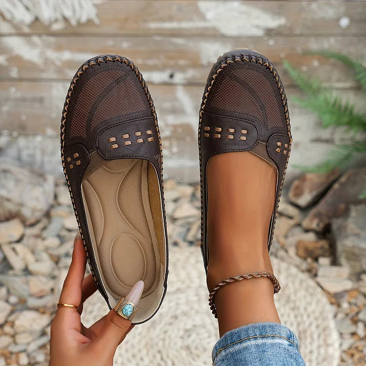 Isabel | Women’s Comfortable Black Flats